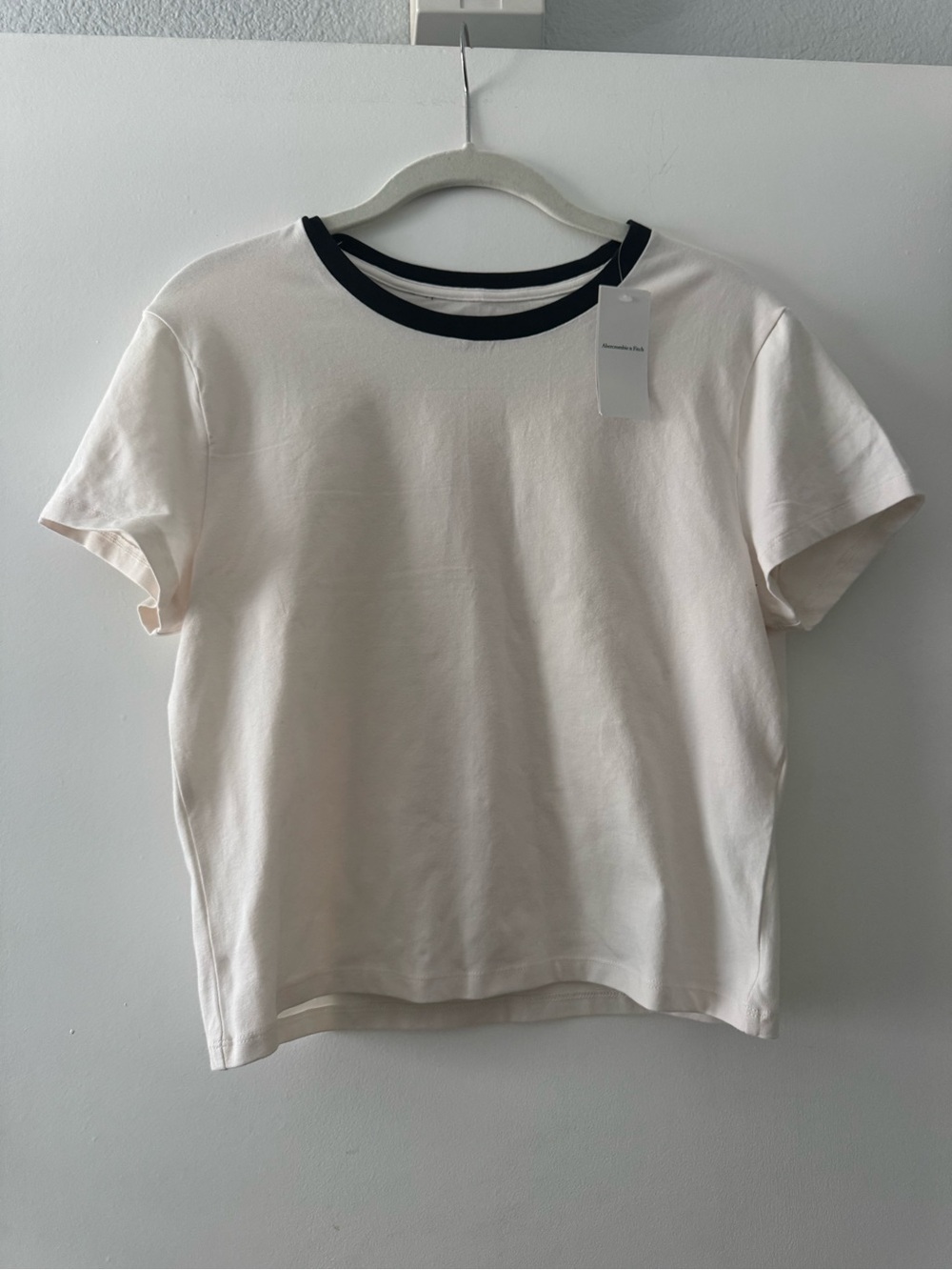 NWT Abercrombie & Fitch Baby Tee